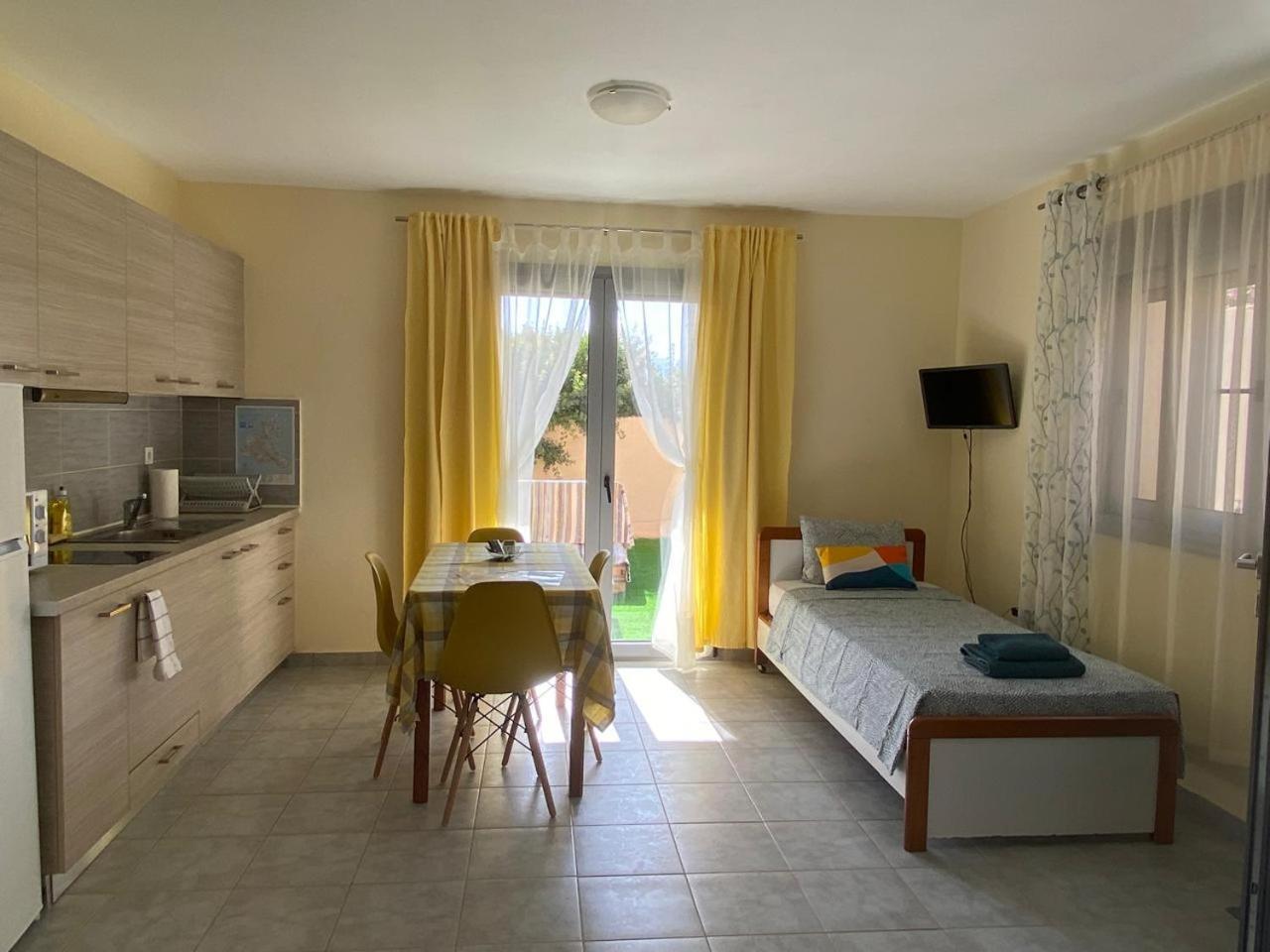 Lotus Sea View Apartments ليكسوري المظهر الخارجي الصورة