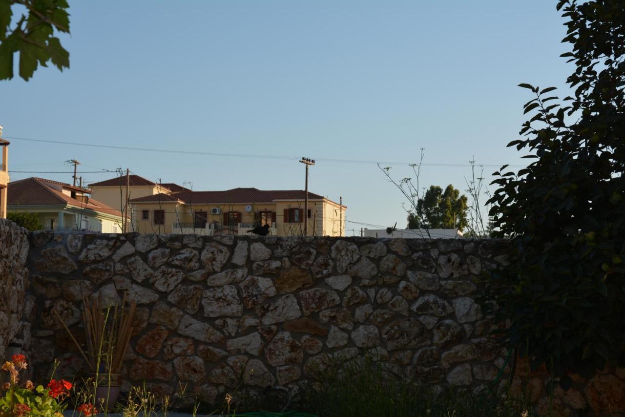 Lotus Sea View Apartments ليكسوري المظهر الخارجي الصورة